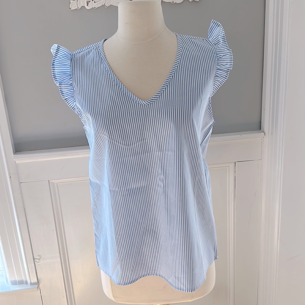 ruffle pinstripe tank, blue, size M, NWOT